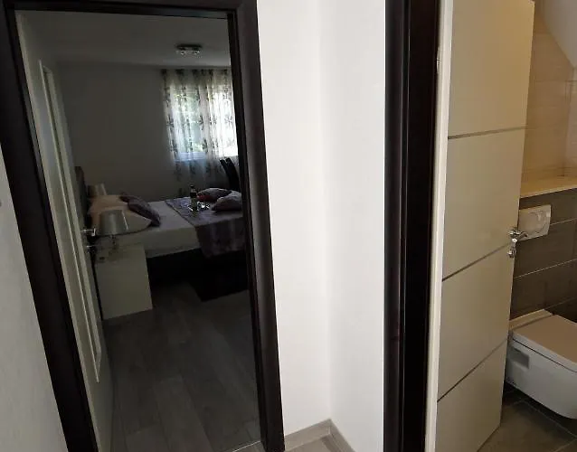 Guest house Kuzma 2 4*