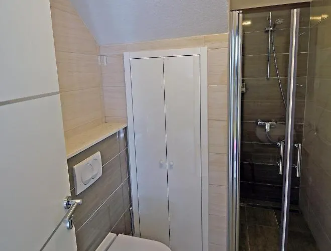 Guest house Kuzma 2 Split