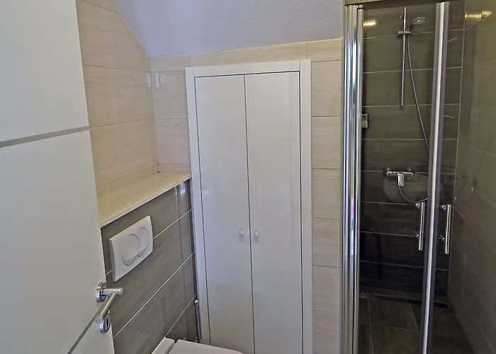 Kuzma 2 Guest house 4*