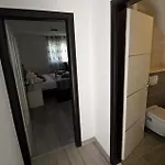 Gostinjska kuća Kuzma 2 4*