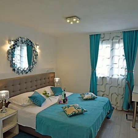 Kuzma 2 Gasthof Split